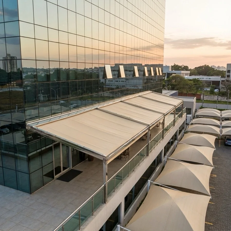 Toldo Fixo de Lona Sintética PVC — Innova Toldos